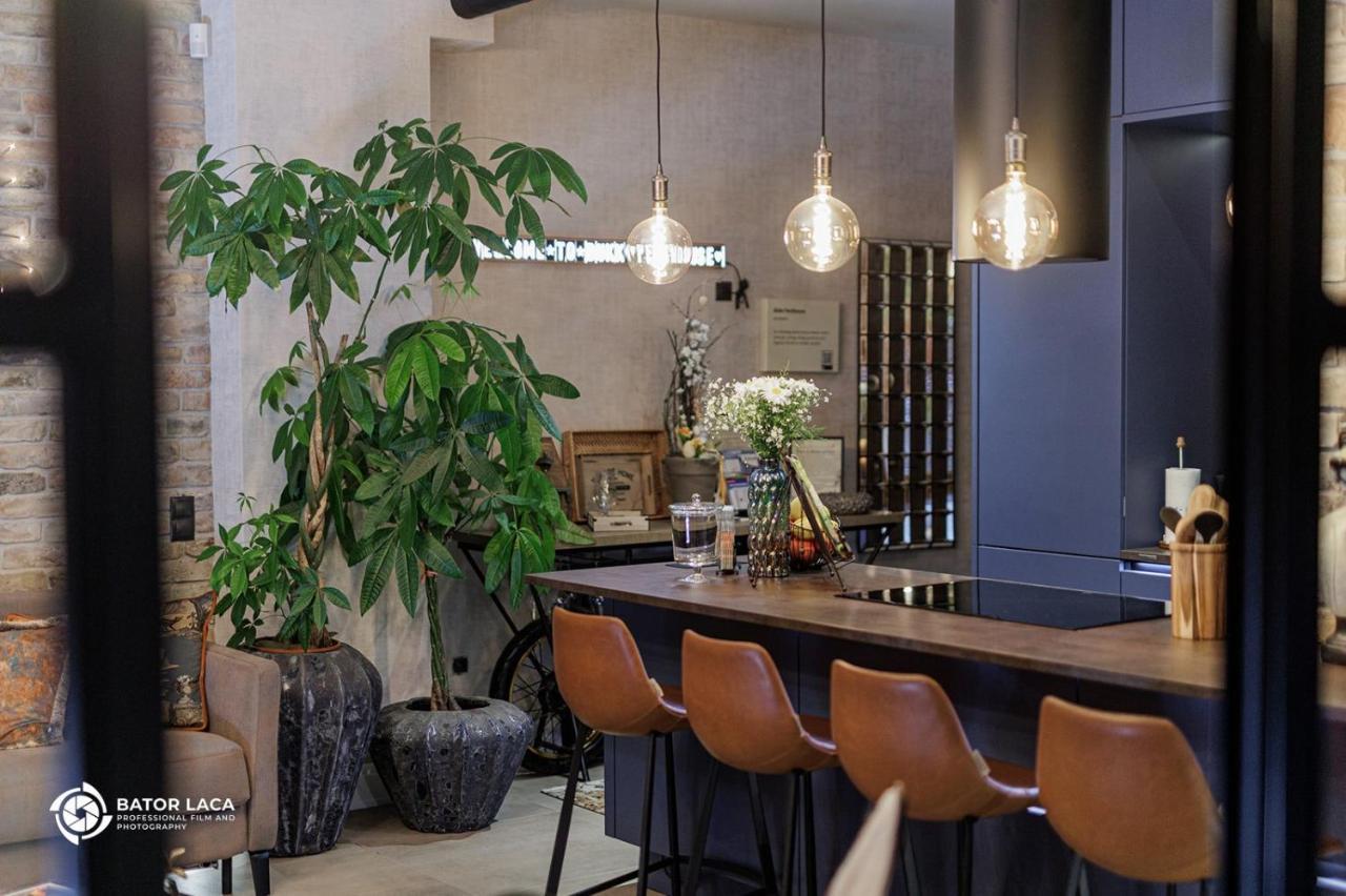 Buekk Penthouse, Panorama Jacuzzival Leilighet Miskolc Eksteriør bilde